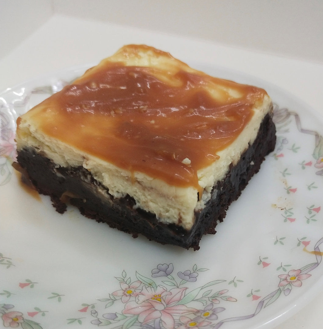 Cream Cheese Brownies (Delivery only in Chennai)