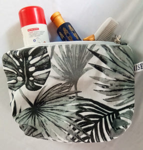 Jewellery/Makeup/Medicine Pouch for Travel or Storage
