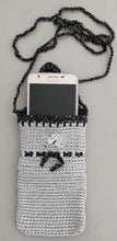 Load image into Gallery viewer, Crochet Smart Phone Pouch
