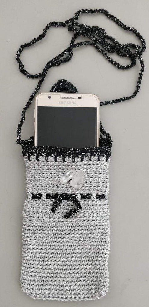 Crochet mobile online pouch online